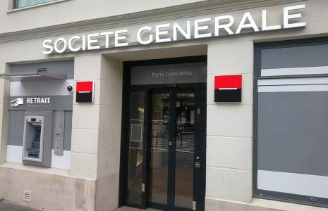 Une agence Société Générale, à Paris. (Crédit: L. Grassin / )