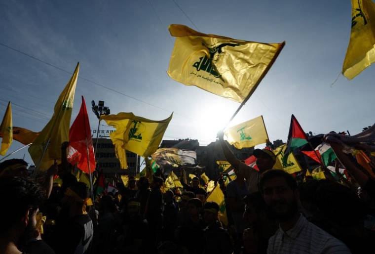 Le chef du Hezbollah libanais Hassan Nasrallah s'adresse à ses partisans, à Beyrouth