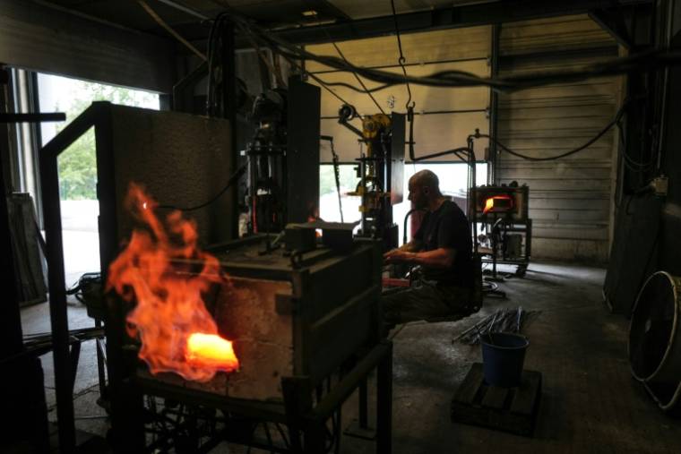 L'usine Blaise Frères, à Chambon-Feugerolles, dans la Loire, le 14 mai 2024 ( AFP / OLIVIER CHASSIGNOLE )