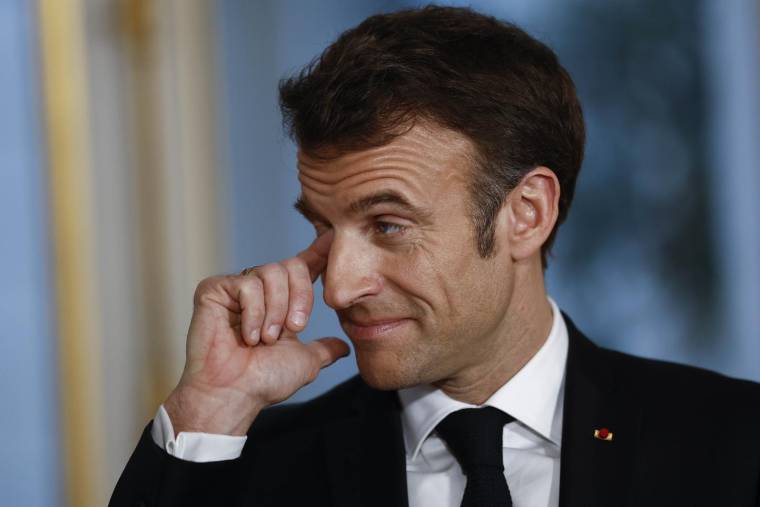 Emmanuel Macron, le 24 mars 2023, à Paris  ( POOL / Yoan VALAT )