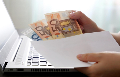 La méthode des enveloppes est une technique permettant de gérer son budget. ( crédit photo : Shutterstock )