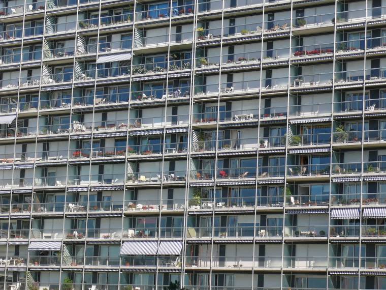 Actuellement, 8 % des locataires de logements sociaux sont au-dessus des plafonds. (Apnear40 / Pixabay)