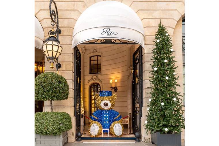 Le Ritz incarne l'art de vivre à la française. Crédit photo : captures Instagram @ritzparis