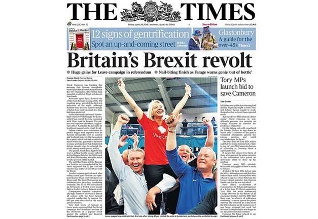 Le Times, plus favorable au résultat du scrutin, évoque une ''révolte'' des Britanniques.