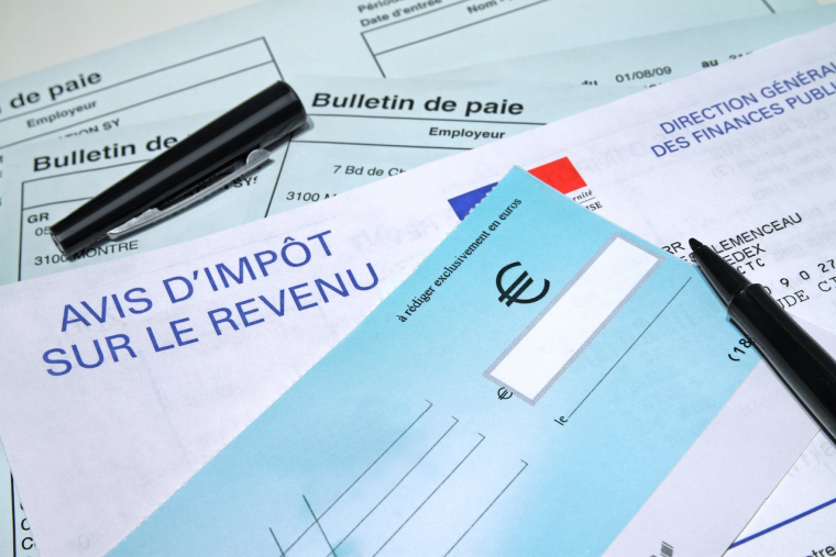 Faites-vous partie des contribuables qui vont devoir payer l'IR en 2025 ? ( Crédits photo: ©  PUNTOSTUDIOFOTO Lda - stock.adobe.com)