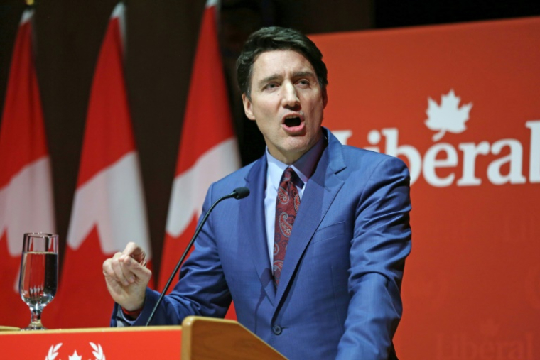 Canada Trudeau change un tiers de son gouvernement en pleine crise