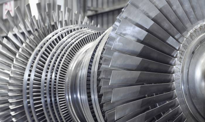 En prenant le contrôle des turbines à gaz d'Alstom, General Electric réalise une superbe opération industrielle selon Elie Cohen.