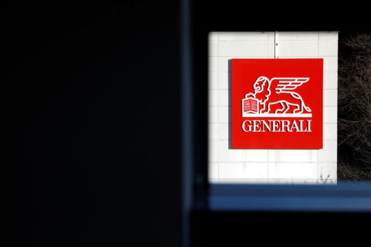 Un logo de Generali sur un bâtiment à Saint-Denis