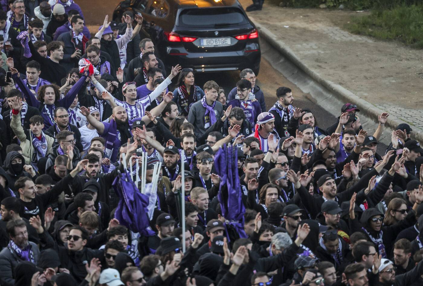Benfica-Toulouse : des supporters toulousains victimes d’attouchements lors de fouilles