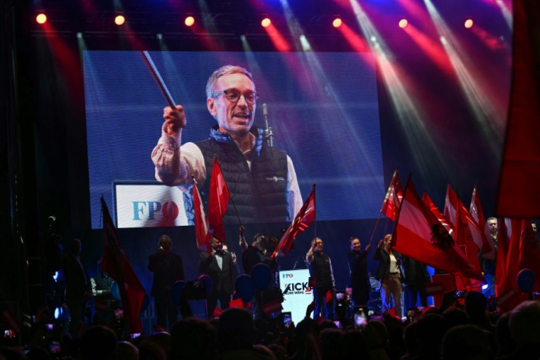 Herbert Kickl, président et candidat du Parti autrichien de la liberté (FPÖ, lors d'un meeting électoral à Vienne, le 27 septembre 2024 ( AFP / Joe Klamar )