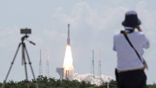 Décollage de la fusée Atlas V de United Launch Alliance (ULA) transportant le vaisseau spatial Starliner de Boeing au Centre spatial Kennedy à Cap Canaveral, le 5 juin 2024 en Floride ( AFP / Gregg Newton )