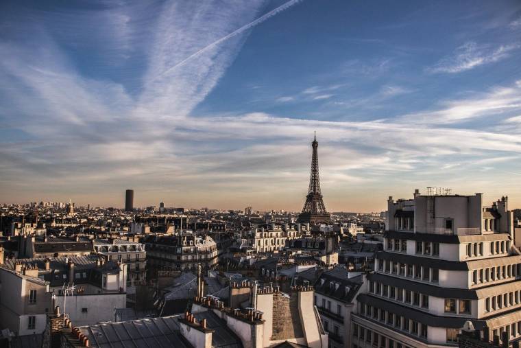 A Paris, les prix de l'immobilier ont chuté de 4,5% sur un an.  (Sadnos / Pixabay)
