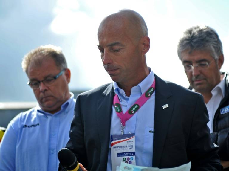 Pascal Chanteur, président du syndicat français des coureurs, lors d'un hommage aux cyclistes tués lors de courses, avant les Championnats de France sur route, à Chasseneuil-du-Poitou en 2014 ( AFP / GUILLAUME SOUVANT )