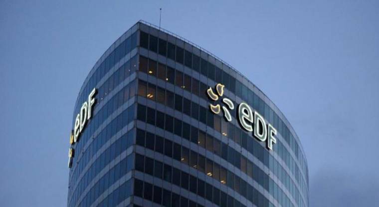 La tour EDF à La Défense. (© E. Piermont / AFP)