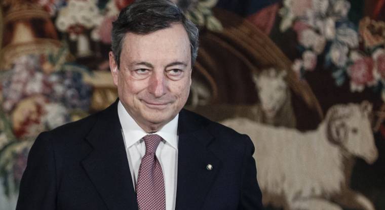 La tâche de Mario Draghi à la tête d'un gouvernement d'union nationale, est délicate, contrer une récession historique grâce à l'argent du plan de relance de l'UE. (© AFP)