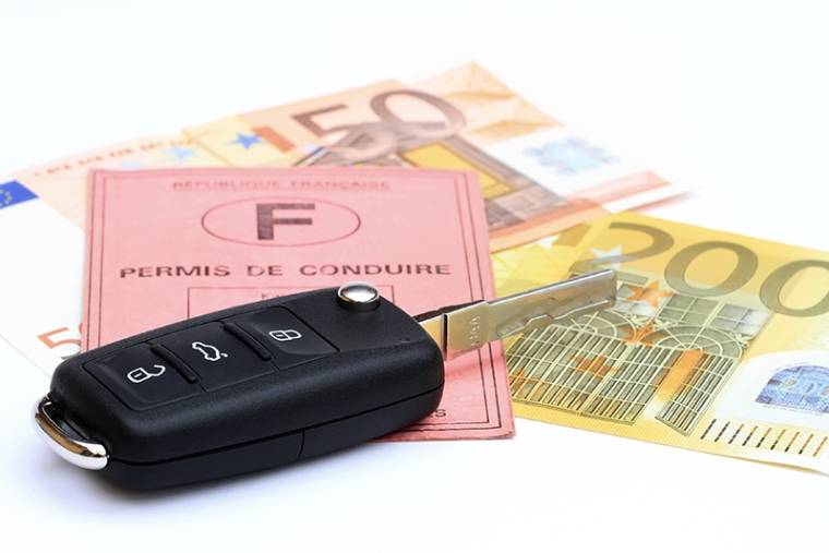 Le nouveau permis de conduire vous coûtera 20 à 35 euros tous les dix ans 