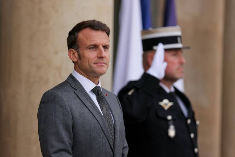 Emmanuel Macron à Paris, le 2 mai 2024. ( AFP / THOMAS SAMSON )