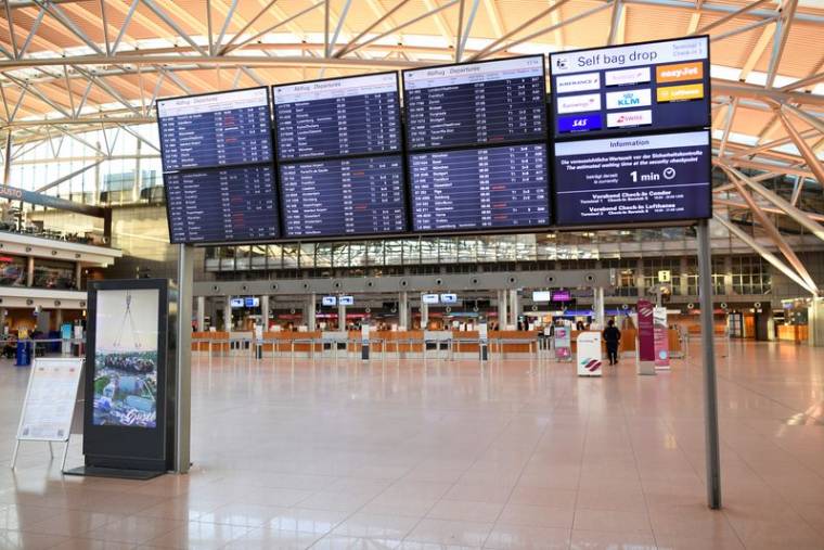 Vue générale d'un terminal de l'aéroport Helmut-Schmidt