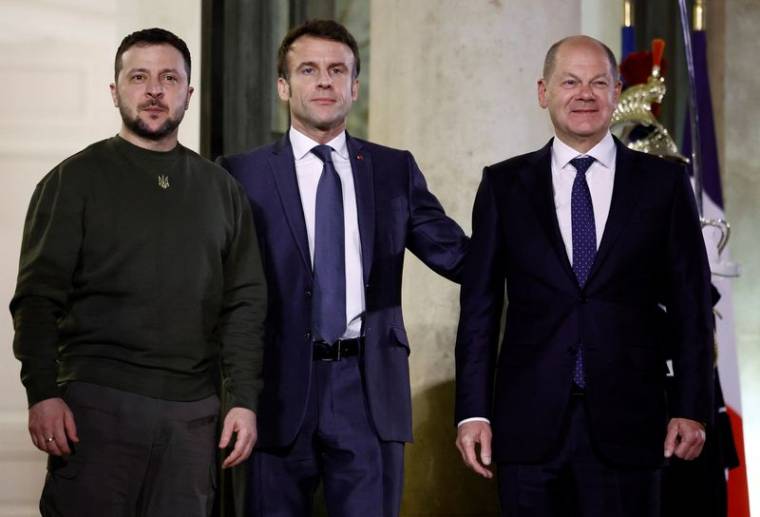 Emmanuel Macron reçoit le président ukrainien Zelenskiy et le chancelier allemand Scholz à Paris