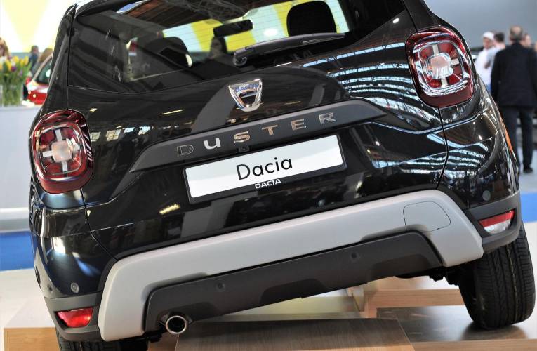 La Dacia Duster, achetée neuve 18 000 euros en 2018, se revendait encore à plus de 15 000 euros en 2023. (illustration) (Pixabay / GoranH)