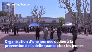 Dans les cités de Marseille, la prévention pour lutter contre la délinquance des jeunes