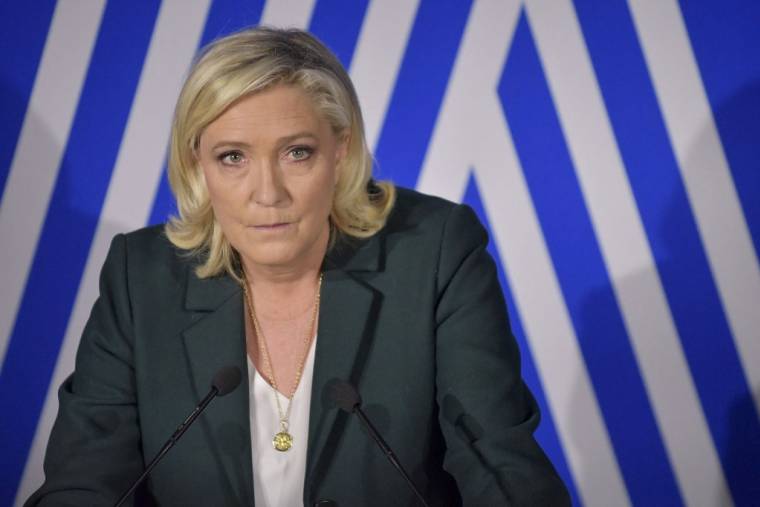 Marine Le Pen à Paris, le 2 févriver 2022. ( AFP / JULIEN DE ROSA )