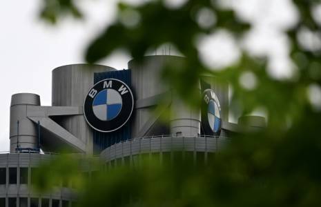 Le siège du constructeur automobile allemand BMW, le 10 mai 2023 à Munich, dans le sud de l'Allemagne ( AFP / Christof STACHE )