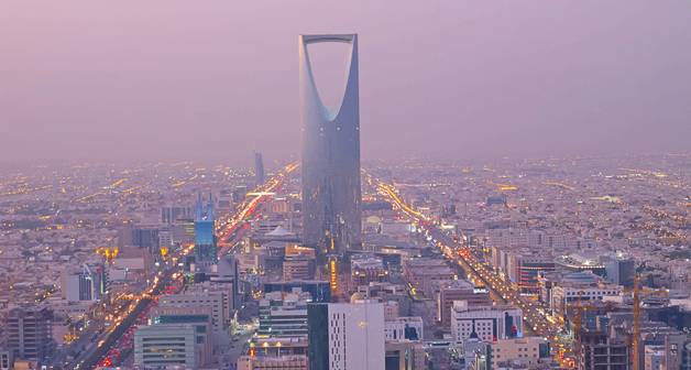 Selon le PDG de Total, c'est l'équivalent de deux fois la production de l'Arabie saoudite qu'il faudra trouver d'ici 2020/ (crédit : fotolia)