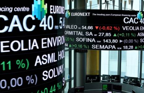 La salle de contrôle d'Euronext, société qui gère la Bourse de Paris ( AFP / ERIC PIERMONT )