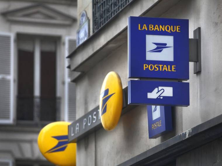 Un bureau de la banque Postale, à Paris