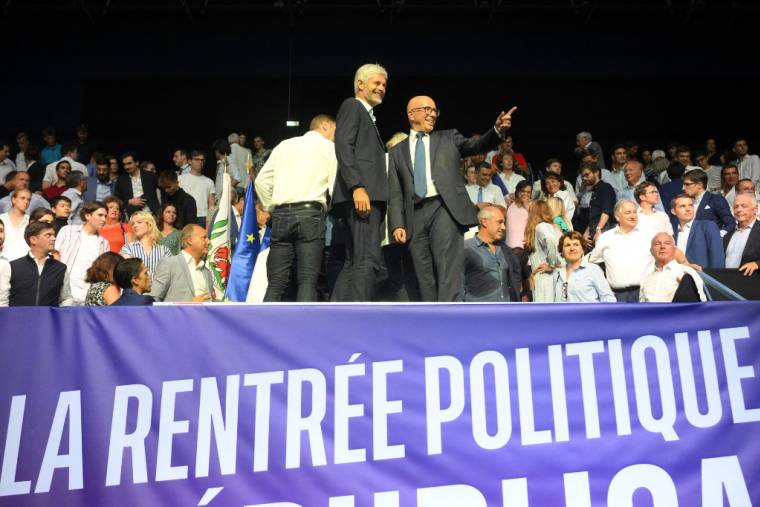 Laurent Wauquiez et Éric Ciotti, le 27 août au Cannet (Alpes-Maritimes).  ( AFP / NICOLAS TUCAT )