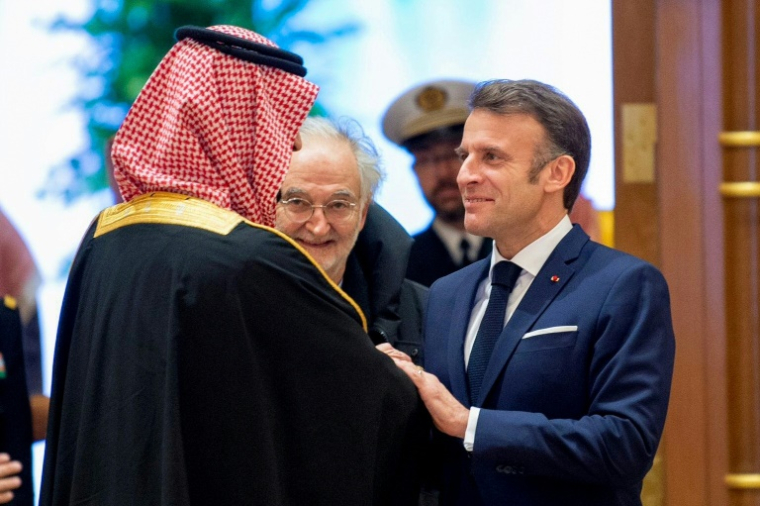 Le prince héritier saoudien Mohammed Bin Salman et le président français Emmanuel Macron à Ryad, le 3 décembre 2024 - photo publiée par le ministère saoudien des médias ( Saudi Ministry of Media / - )