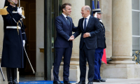 Emmanuel Macron reçoit le  chancelier allemand Olaf Scholz à l'Elysée, le 22 janvier 2025 à Paris ( AFP / Ludovic MARIN )