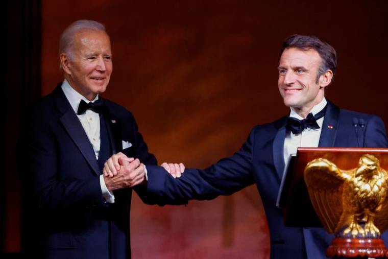 Le président américain Joe Biden accueille le président français Emmanuel Macron à la Maison Blanche pour une visite d'État