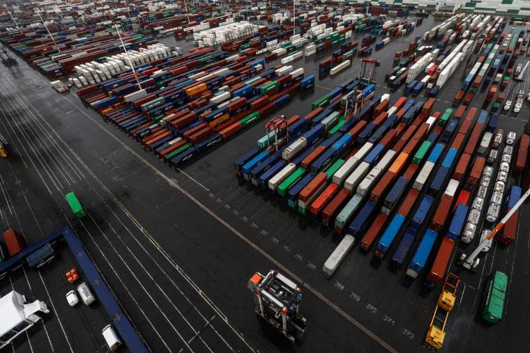 Des conteneurs, au port du Havre ( AFP / SAMEER AL-DOUMY )