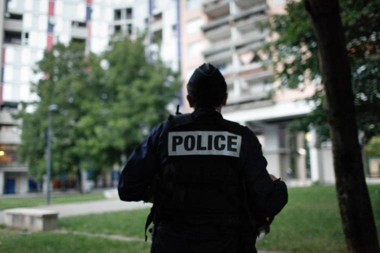 LE SYNDICAT POLICIER ALLIANCE APPELLE À FAIRE BATTRE LE PEN