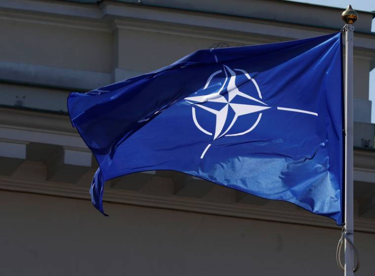 AFFAIBLIR L'OTAN SERAIT UNE ERREUR, ESTIME BERLIN