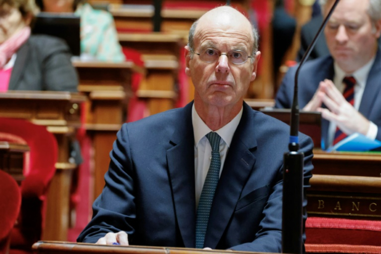 Le ministre de l'Economie, Eric Lombard au Sénat, à Paris, le 23 janvier 2025 ( AFP / Ludovic MARIN )