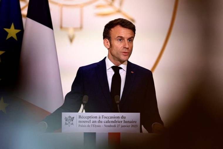 Le président Emmanuel Macron prononce un discours à l'occasion du Nouvel An lunaire à Paris
