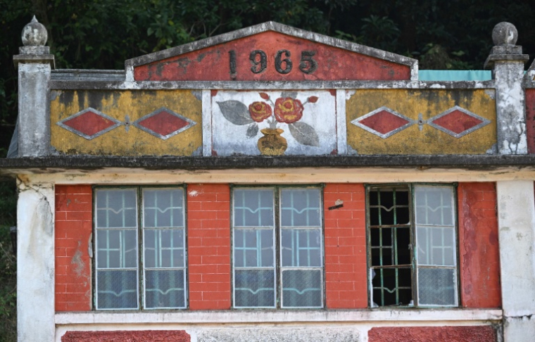 Une vielle maison du village de Kuk Po, à Hong Kong, le 18 janvier 2025 ( AFP / Peter PARKS )