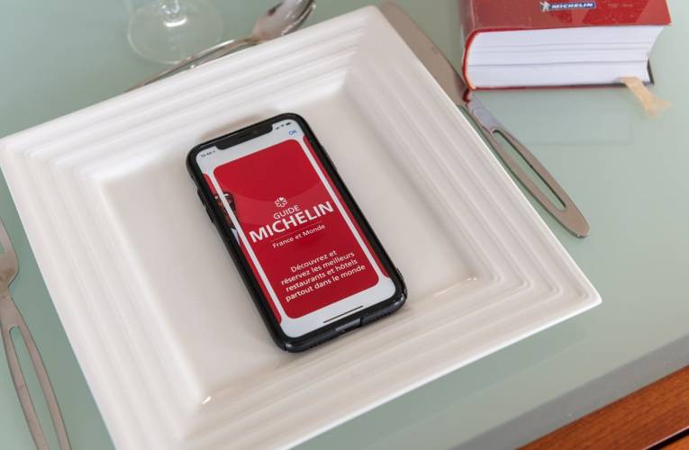 (Crédits photo : Adobe Stock - Application du guide Michelin pour trouver en France un restaurant étoilé proche et abordable)