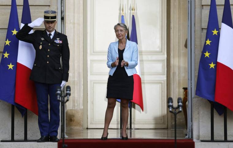Élisabeth Borne à Paris, le 16 mai 2022. ( AFP / LUDOVIC MARIN )