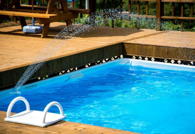 quelles sont les précautions à prendre avant d'installer une piscine lorsqu'on est locataire ? (Crédits:Pexels)