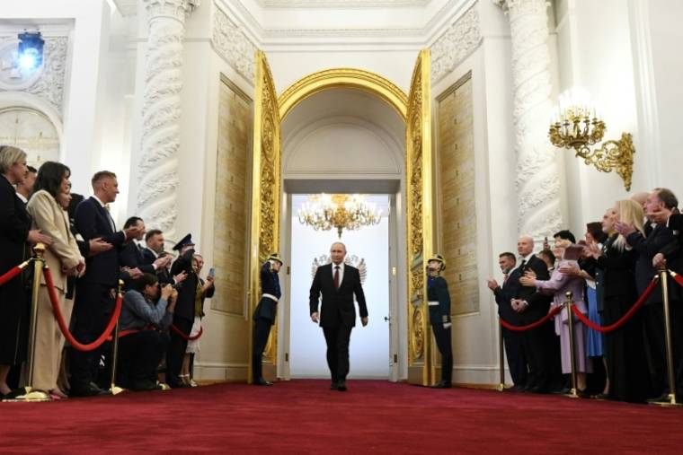 Le président russe Vladimir Poutine arrive pour la cérémonie de son investiture, le 7 mai 2024 au Kremlin, à Moscou ( POOL / Sergei BOBYLYOV )