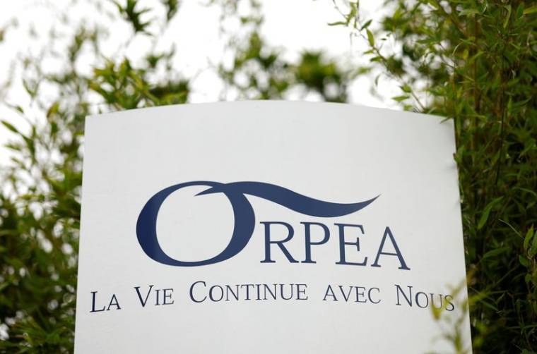 Le logo d'Orpea à l'entrée d'une maison de retraite à Reze