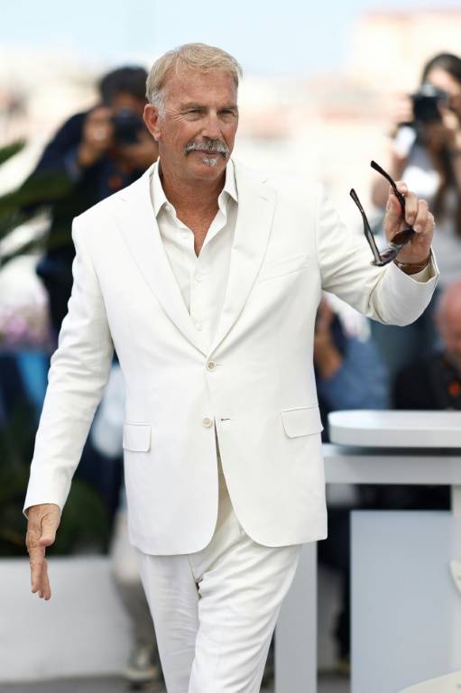L'acteur-réalisateur américain Kevin Costner, le 19 mai 2024 à Cannes  ( AFP / Sameer Al-Doumy )