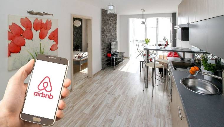 Les locations de type Airbnb logent 1 touriste sur 7 en France (Crédits photo : Pixabay - InstagramFOTOGRAFIN )