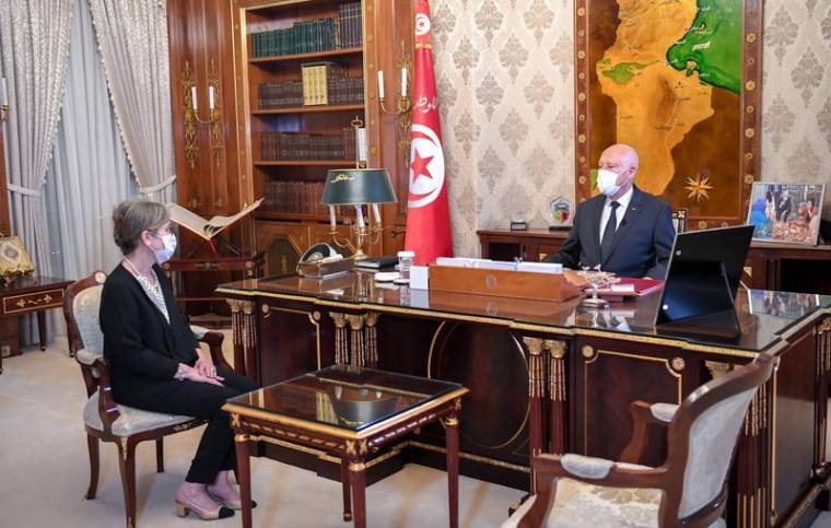 UN NOUVEAU GOUVERNEMENT FORMÉ EN TUNISIE