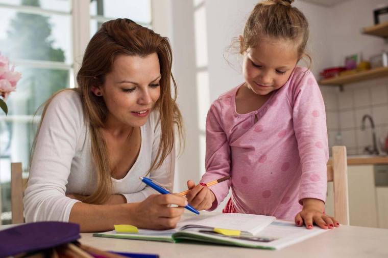 Aide aux devoirs, comment accompagner efficacement mes enfants ?