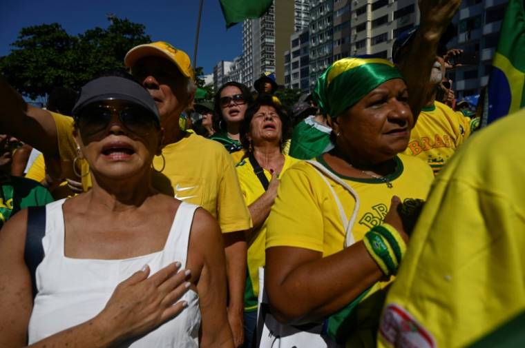 Manifestation à l'appel de l'ex-président brésilien Jair Bolsonaro, pour défendre la liberté d'expression qu'il estime menacée, le 21 avril 2024 à Rio de Janeiro ( AFP / MAURO PIMENTEL )